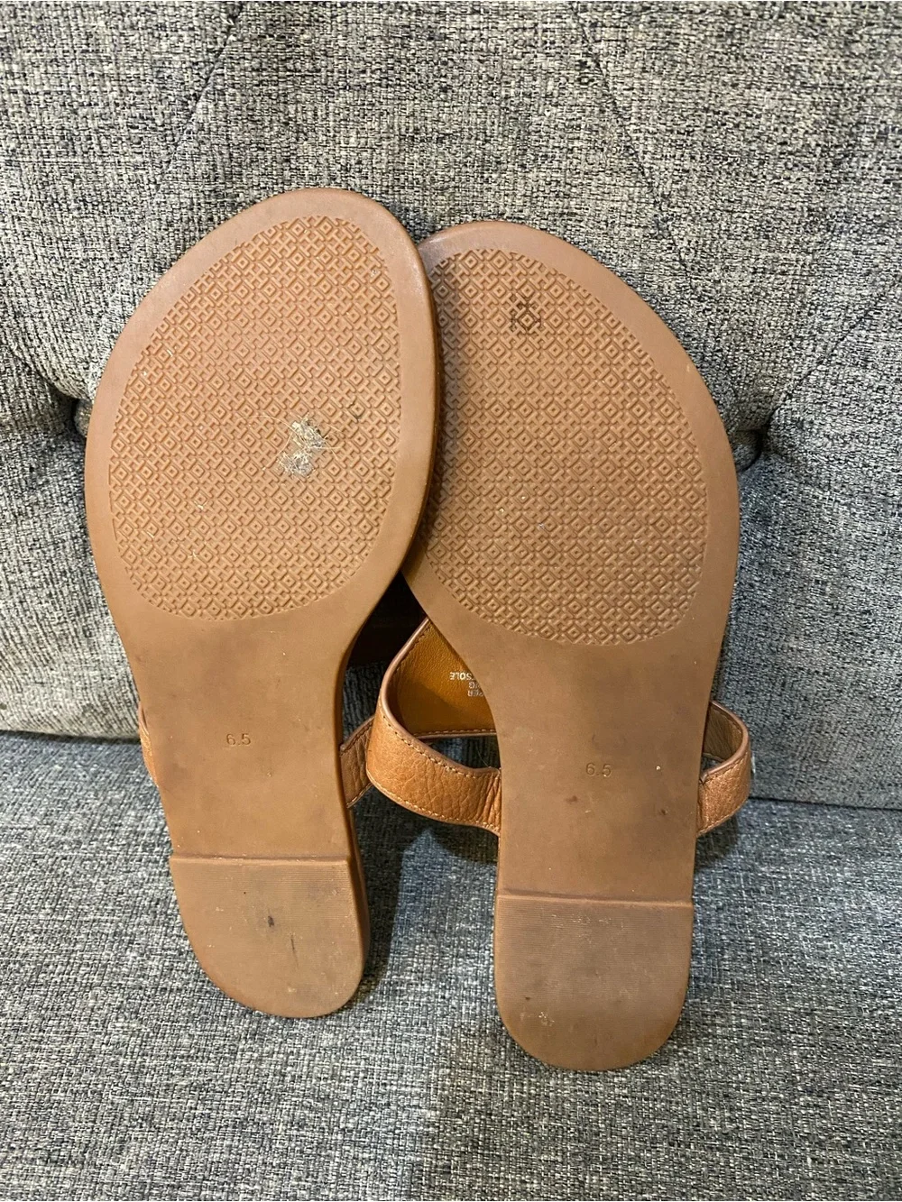 Tory Burch Jolie Flat Thong Leather Sandals Women’s Size 6.5
